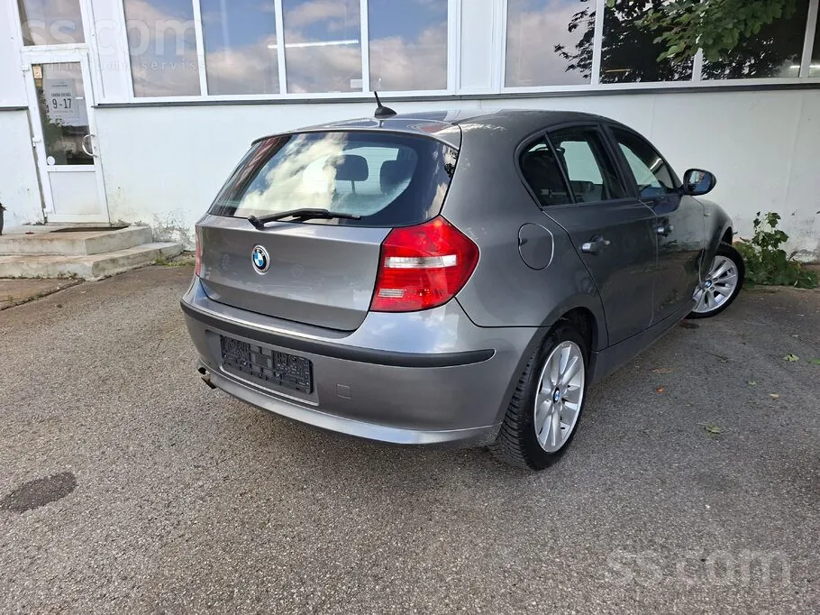 BMW 116 2010 photo 3