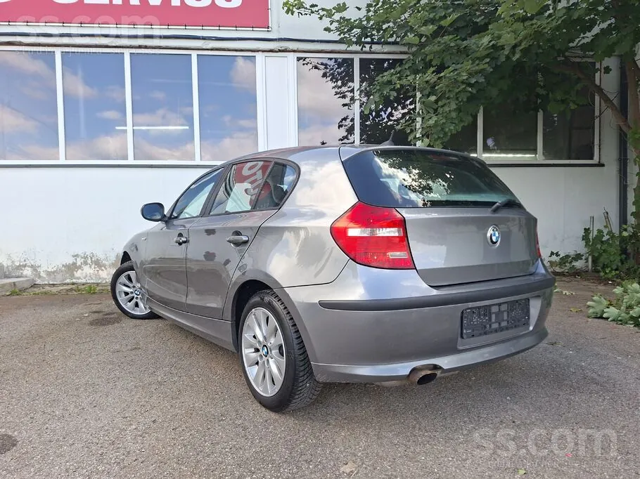 BMW 116 2010 photo 4