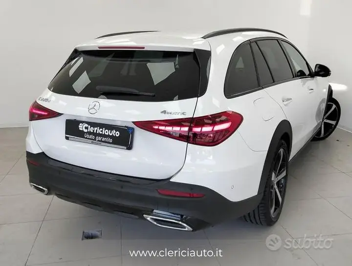Mercedes-Benz C-Class 2023 photo 2