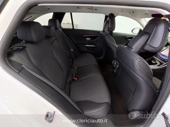 Mercedes-Benz C-Class 2023 photo 5