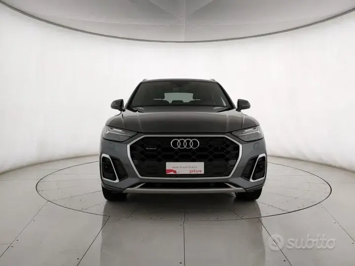Audi Q5 2024 photo 2