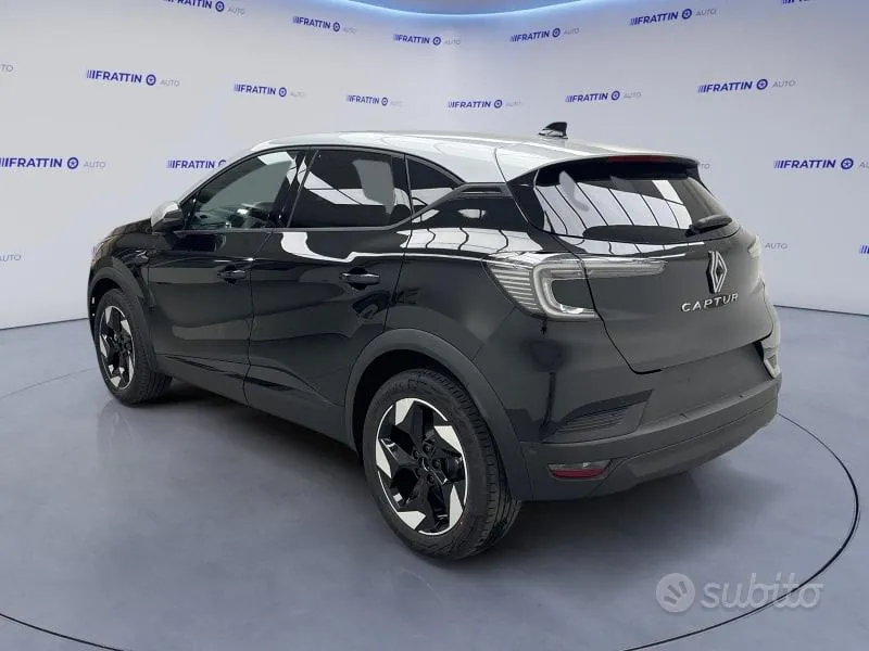 Renault Captur 2026 photo 2