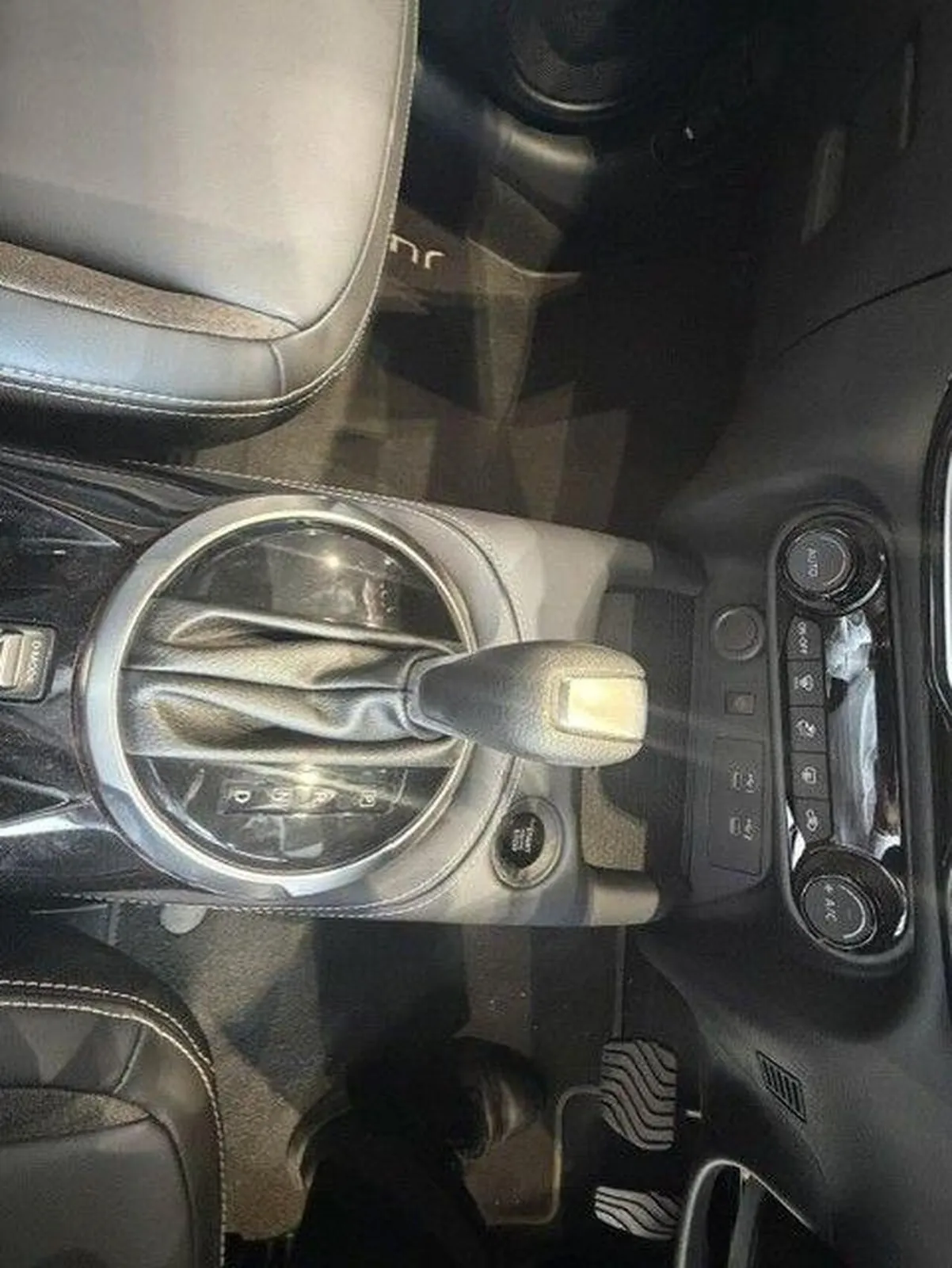 Nissan Juke 2026 photo 2