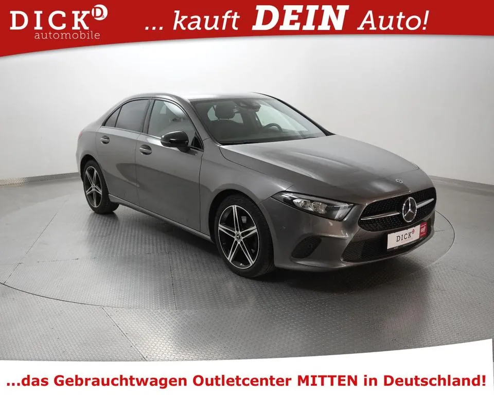 Mercedes-Benz A 200D