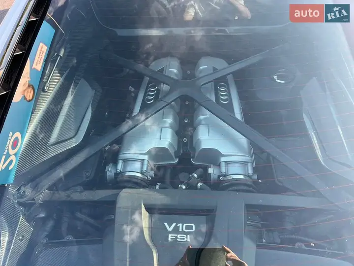Audi R8 2022 photo 5