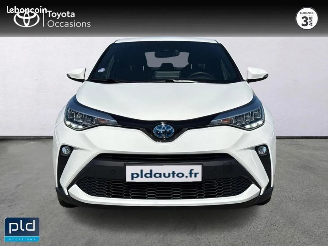 Toyota C-Hr 2023 photo 2
