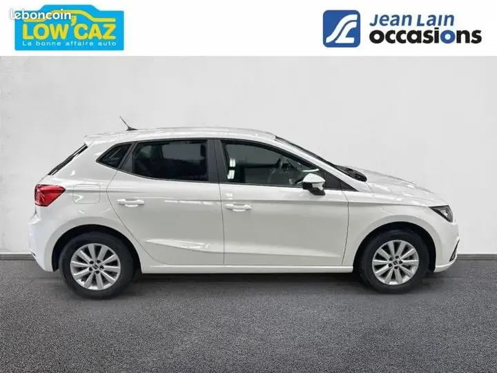 Seat Ibiza 2023 photo 4