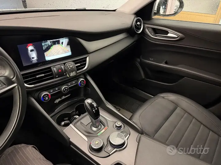 Alfa Romeo Giulia 2019 photo 5