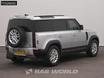 Land Rover Defender 2022 photo 2