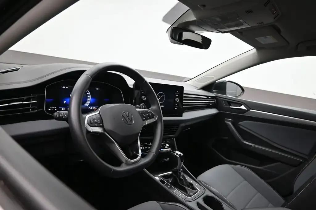 Volkswagen Jetta 2026 photo 5