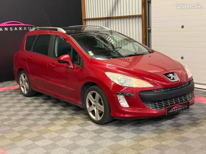 Peugeot 308 2011 photo 3