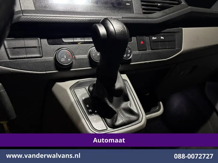 Volkswagen Transporter 2020 photo 2
