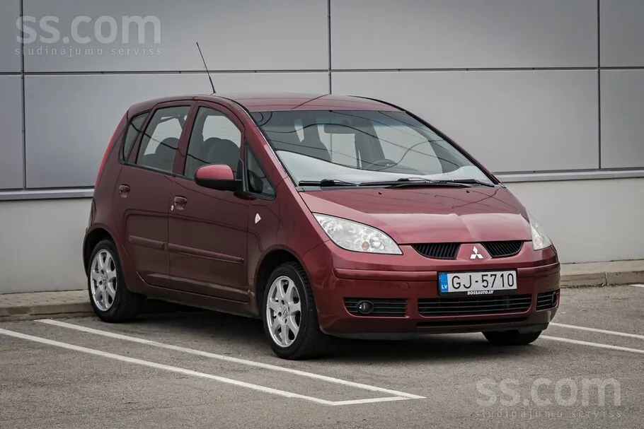Mitsubishi Colt 2007 photo 3