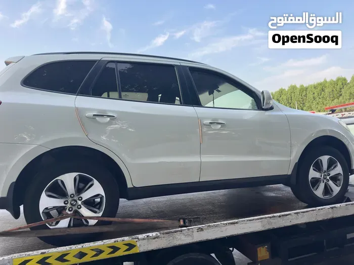 Hyundai Grand Santa Fe 2015 photo 5