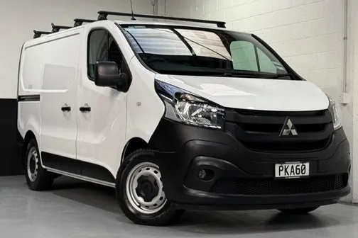 Mitsubishi Express