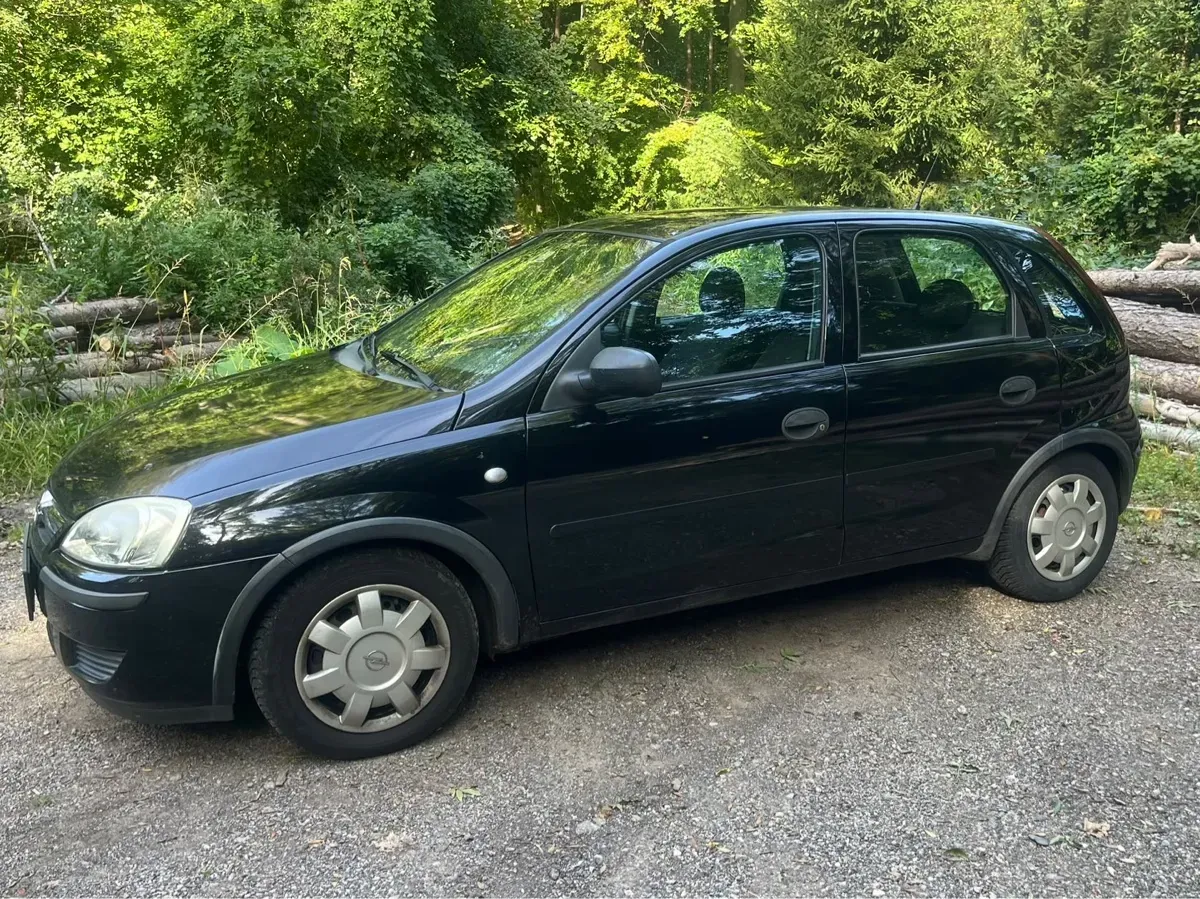 Opel Corsa 2004 photo 2