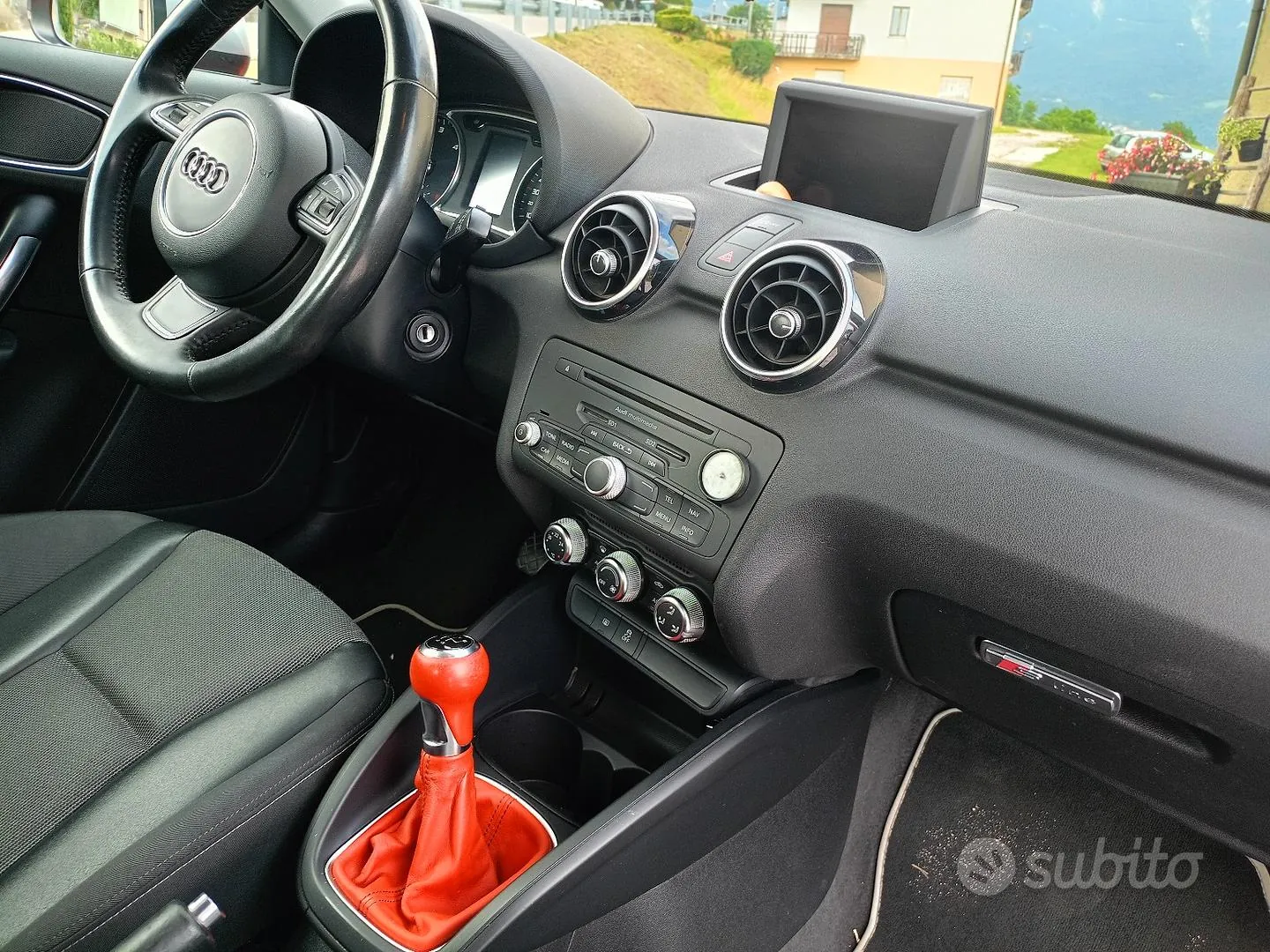 Audi A1 2012 photo 3