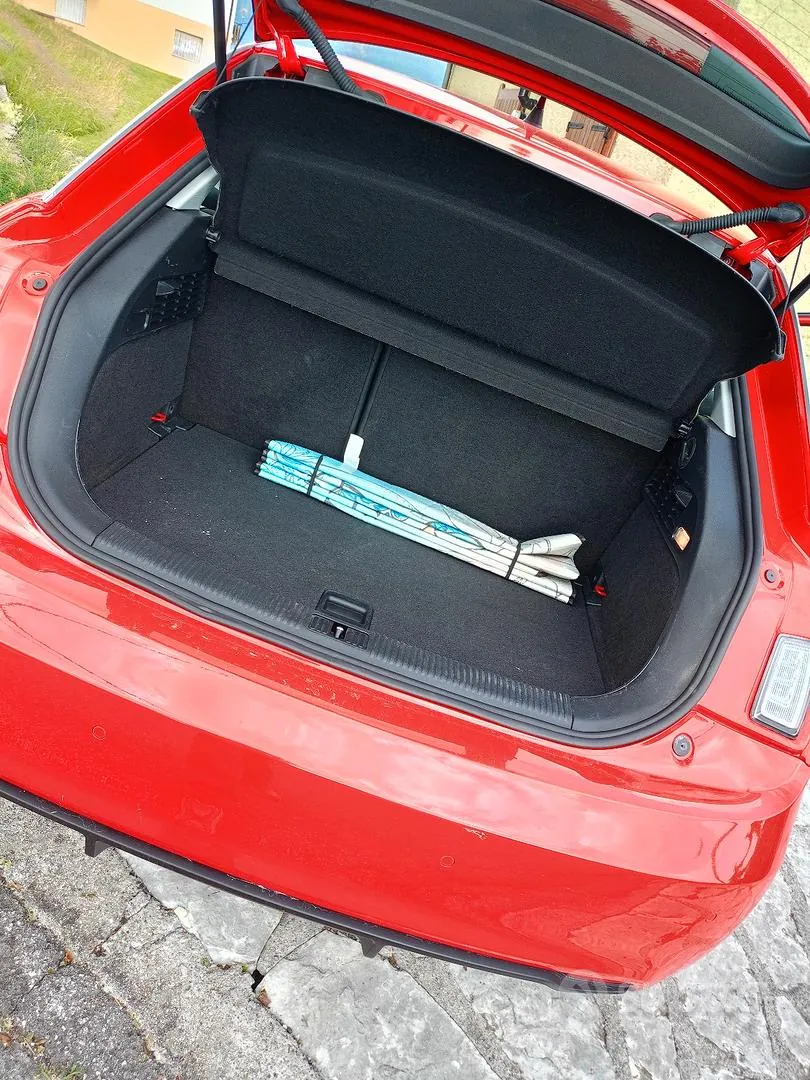 Audi A1 2012 photo 2
