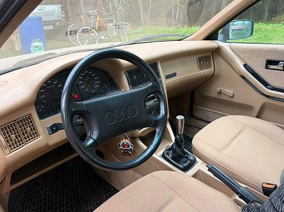 Audi 80 1987 photo 4