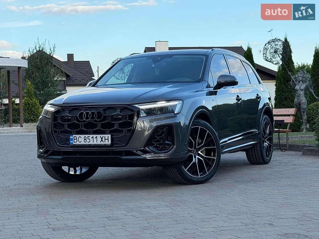 Audi Q7 2022 photo 2