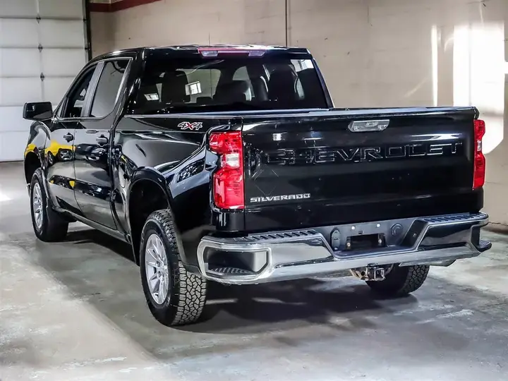 Chevrolet Silverado 1500 2023 photo 4
