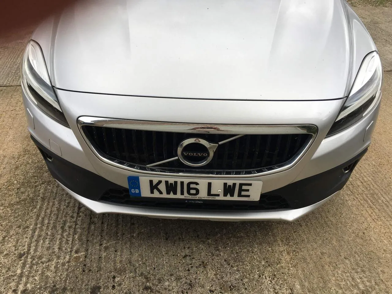 Volvo V40