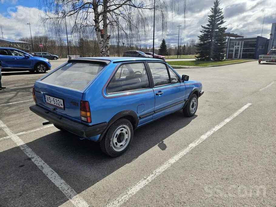 Volkswagen Polo 1983 photo 2
