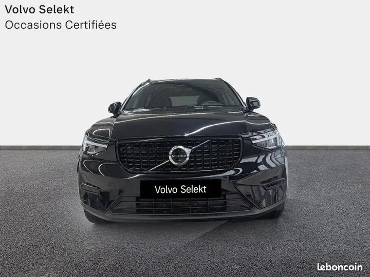 Volvo Xc40 2025 photo 2