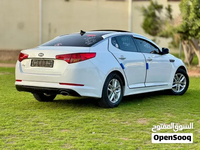 Kia K5 2012 photo 4