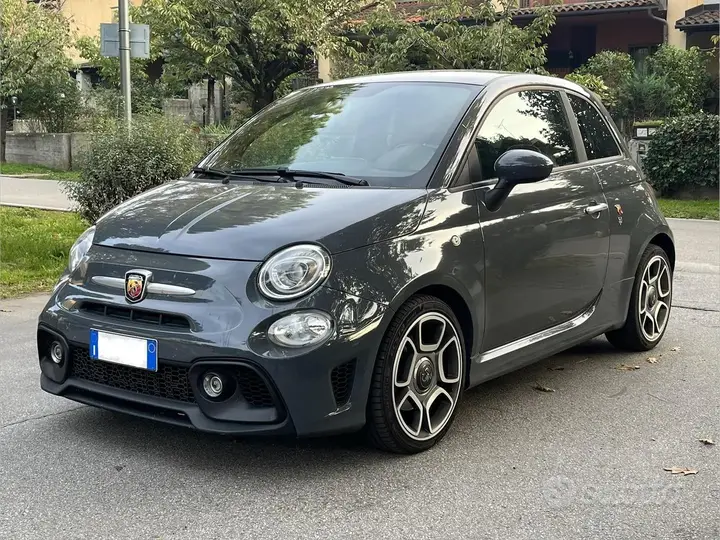 Fiat 500 Abarth 595 2018 photo 2