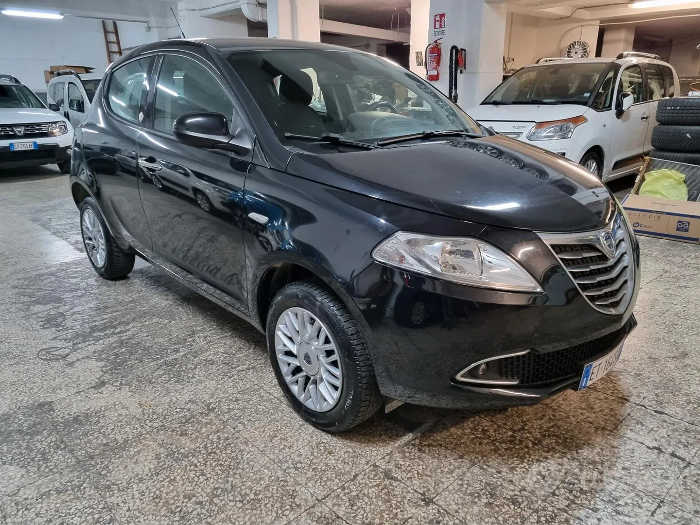 Lancia Ypsilon