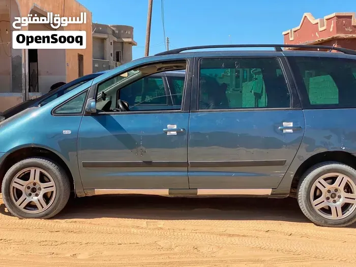 Volkswagen Sharan 2002 photo 3