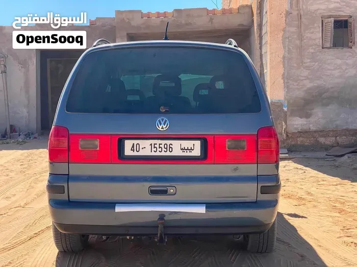 Volkswagen Sharan 2002 photo 2