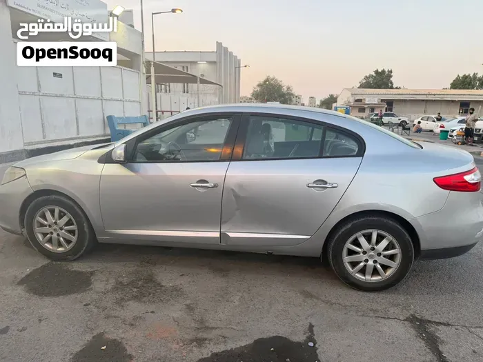 Renault Fluence 2012 photo 3
