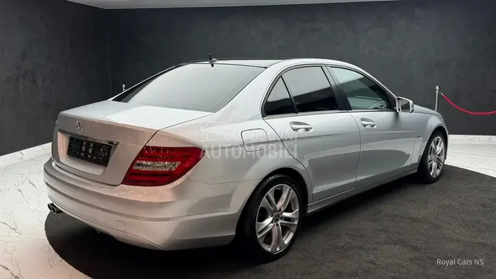 Mercedes-Benz C200 2011 photo 5