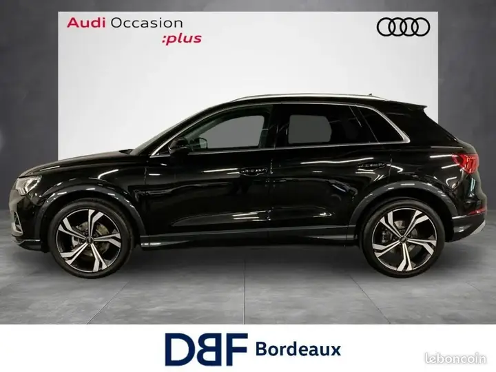 Audi Q3 2022 photo 2