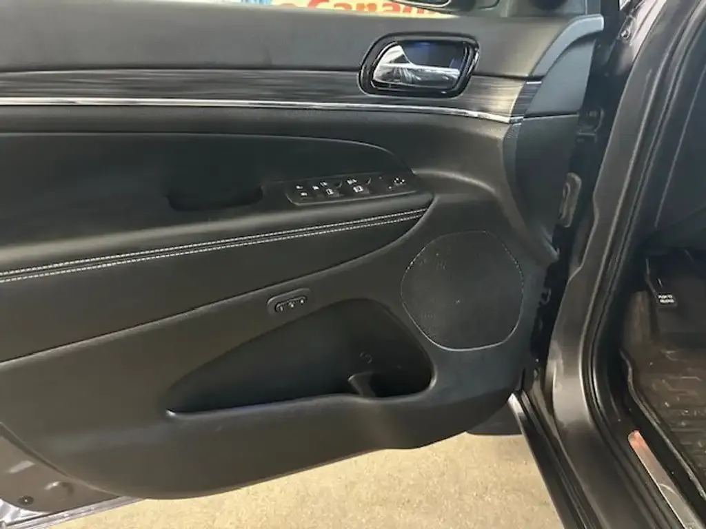 Jeep Grand Cherokee 2021 photo 4