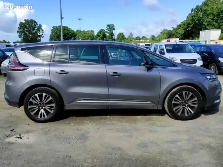 Renault Espace 2017 photo 3