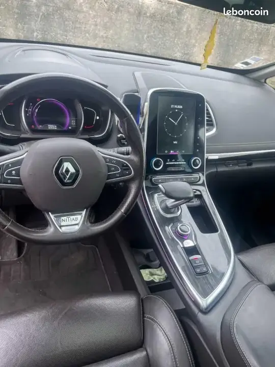 Renault Espace 2017 photo 5