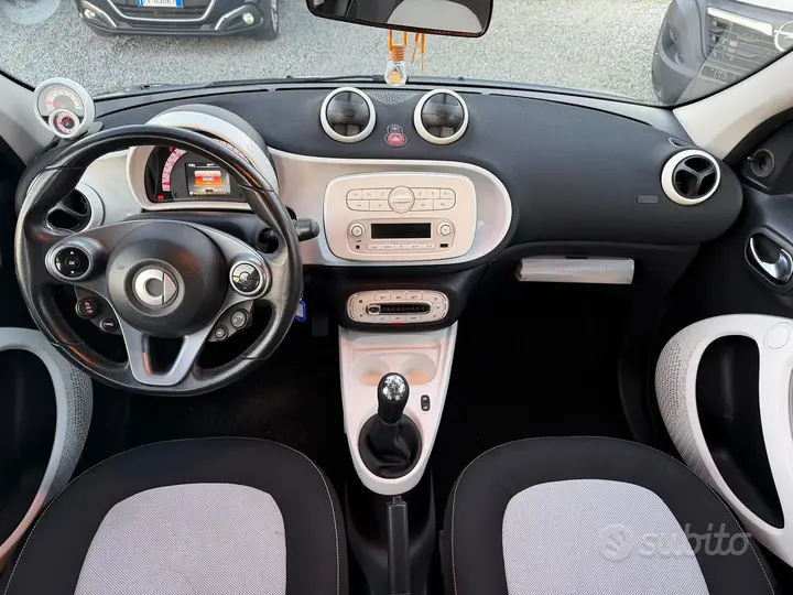 Smart Forfour 2014 photo 3