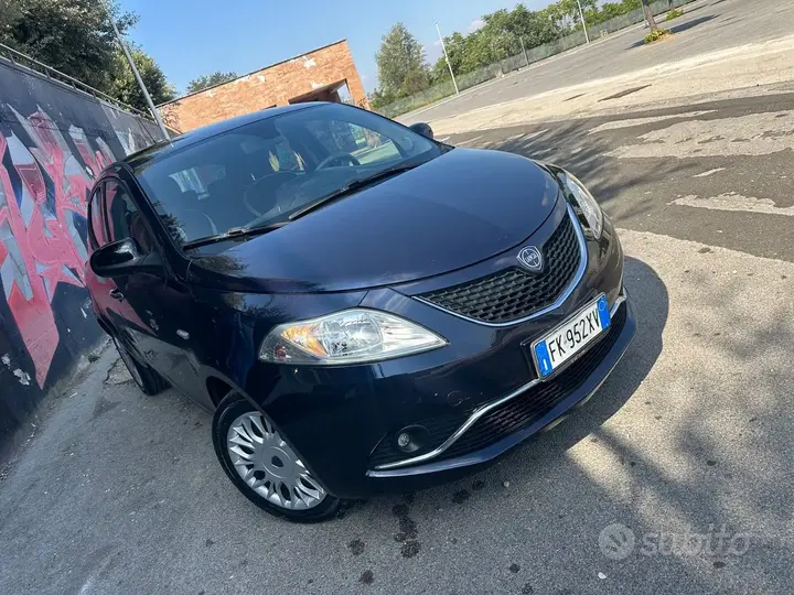 Lancia Ypsilon 2017 photo 4