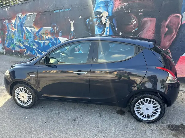 Lancia Ypsilon 2017 photo 3