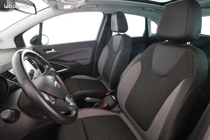 Opel Crossland X 2018 photo 5