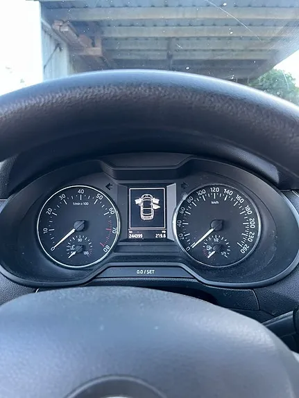 Skoda Octavia 2015 photo 2
