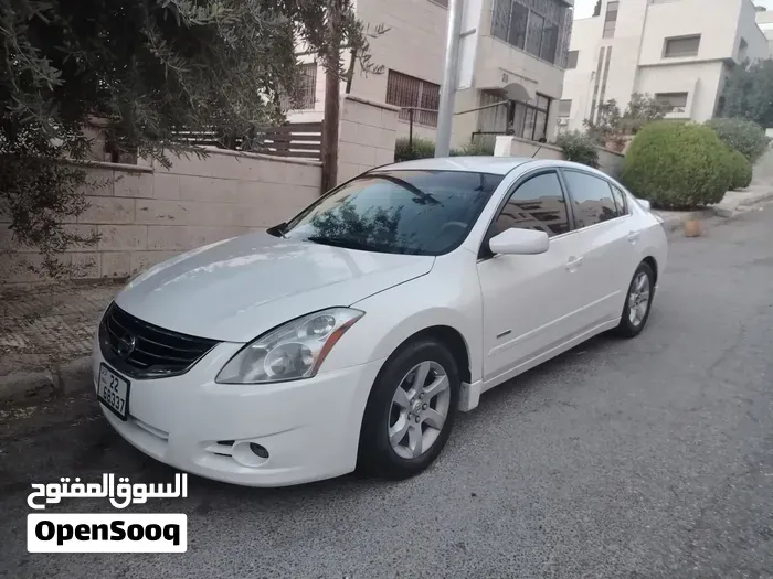 Nissan Altima 2011 photo 4