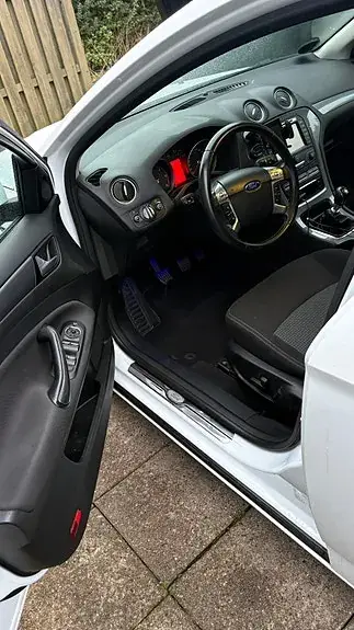 Ford Mondeo 2013 photo 4