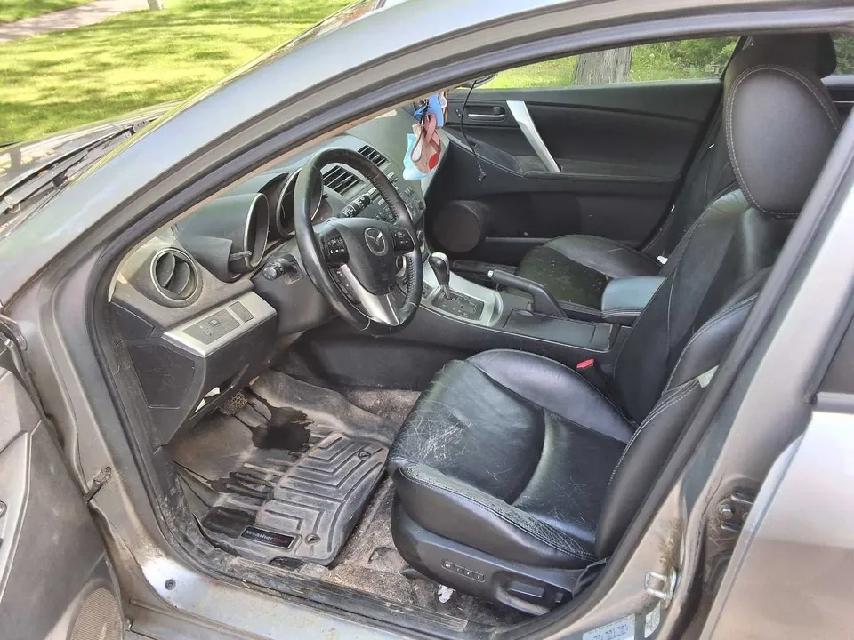 Mazda 3 2010 photo 5