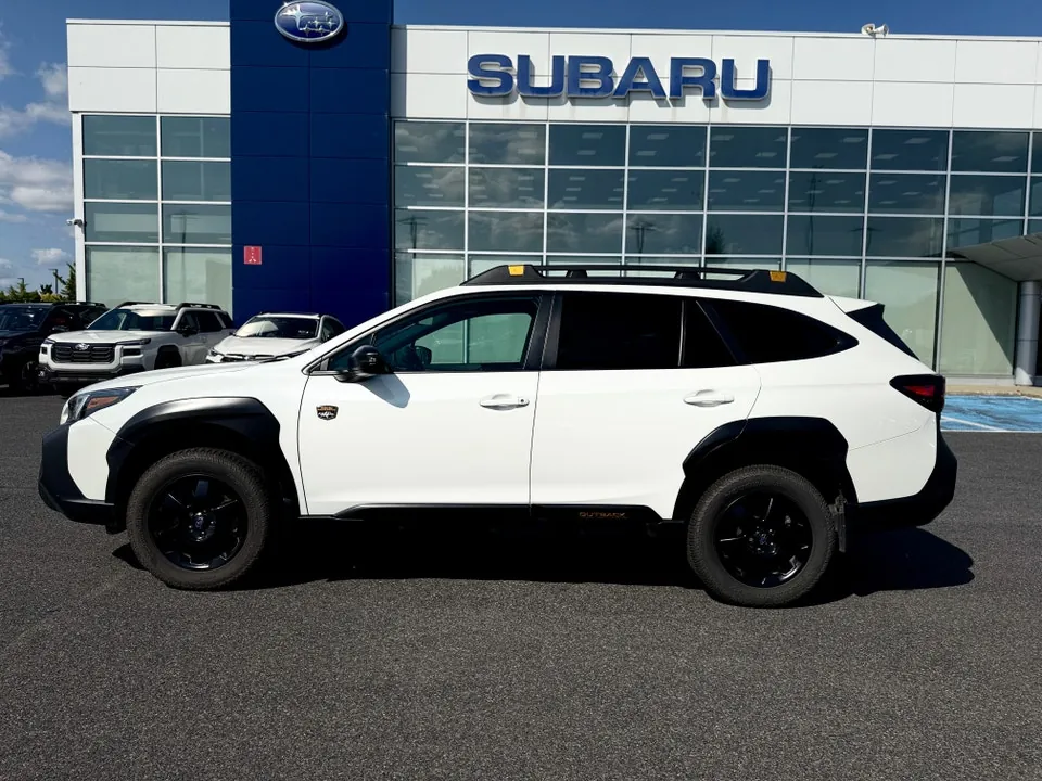 Subaru Outback 2024 photo 2