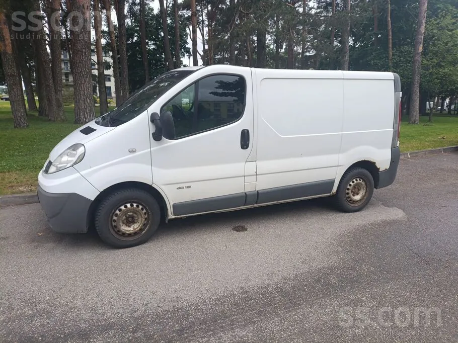 Renault Trafic 2010 photo 3