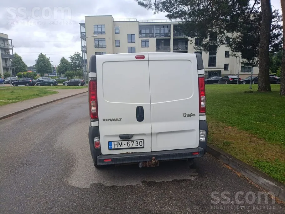 Renault Trafic 2010 photo 4